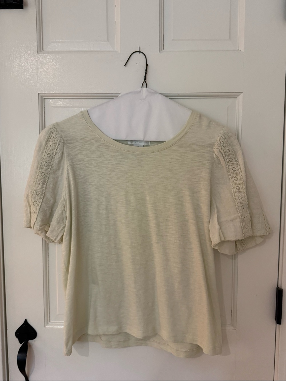 Design History Ivory Lace Puff Sleeve Tee